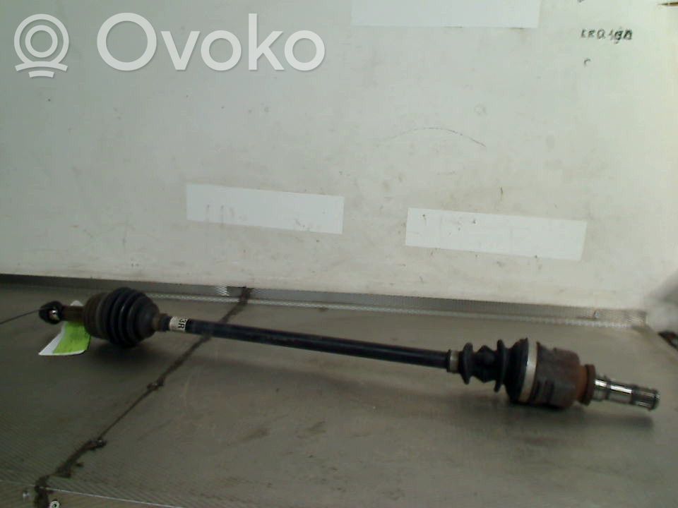 Peugeot 108 Eje de transmisión delantero