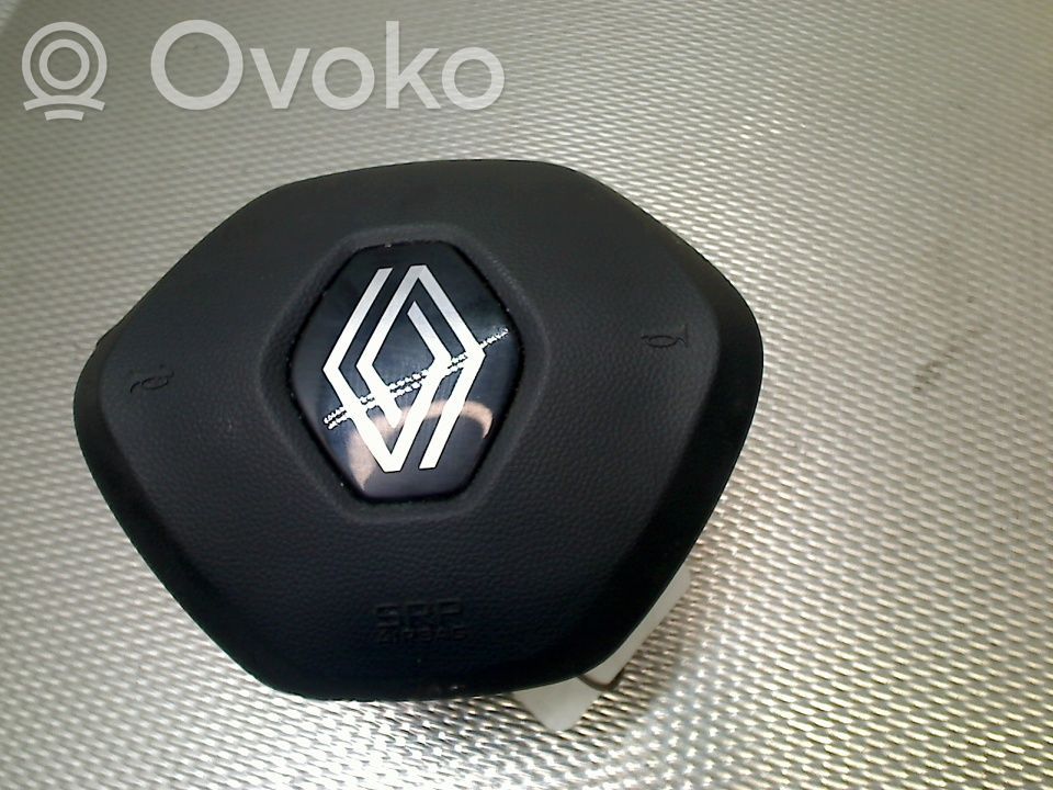 Renault Clio V Steering wheel airbag 