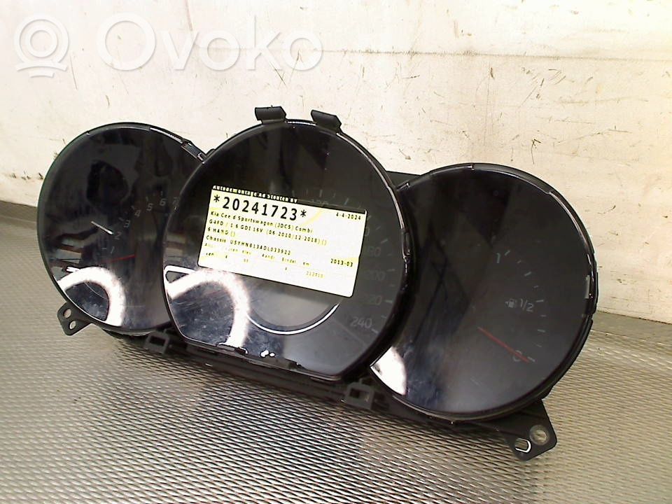 KIA Pro Cee'd II Speedometer (instrument cluster) 