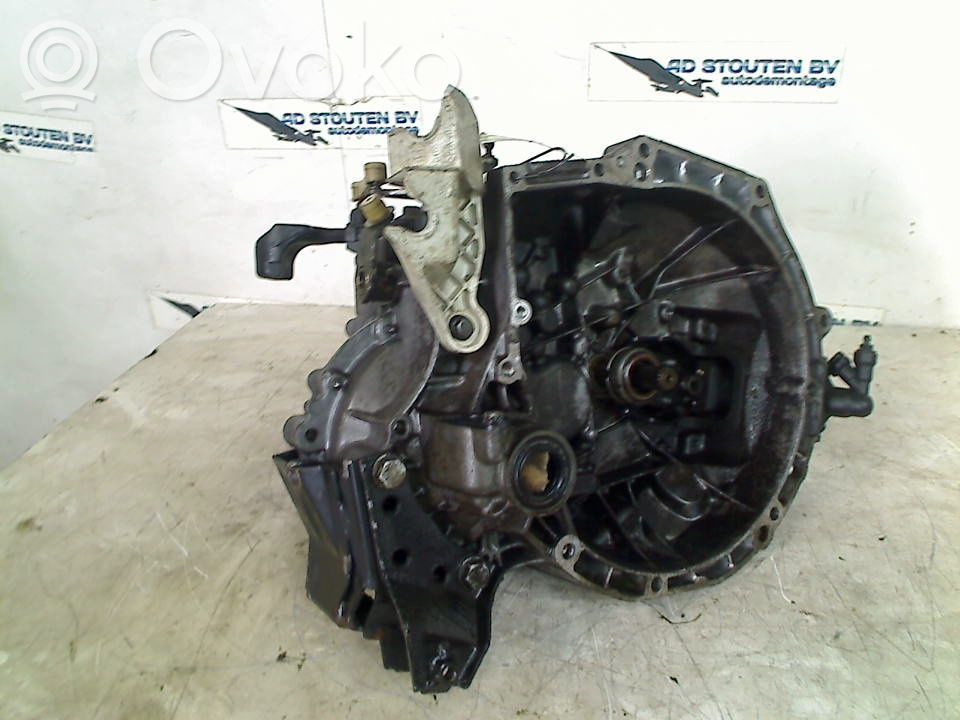 Peugeot 207 Scatola del cambio manuale a 5 velocità 