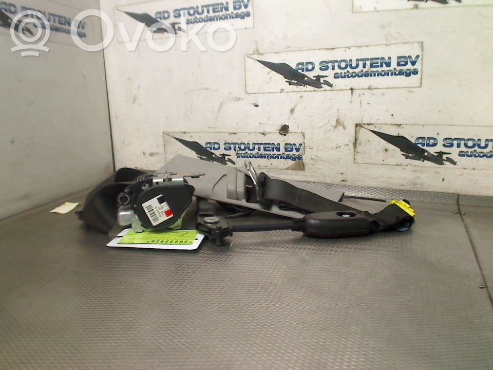 Opel Zafira C Cinturón delantero