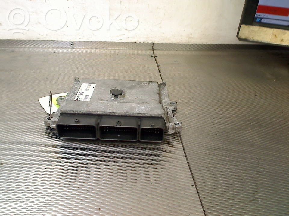 Renault Clio IV Sterownik / Moduł ECU 