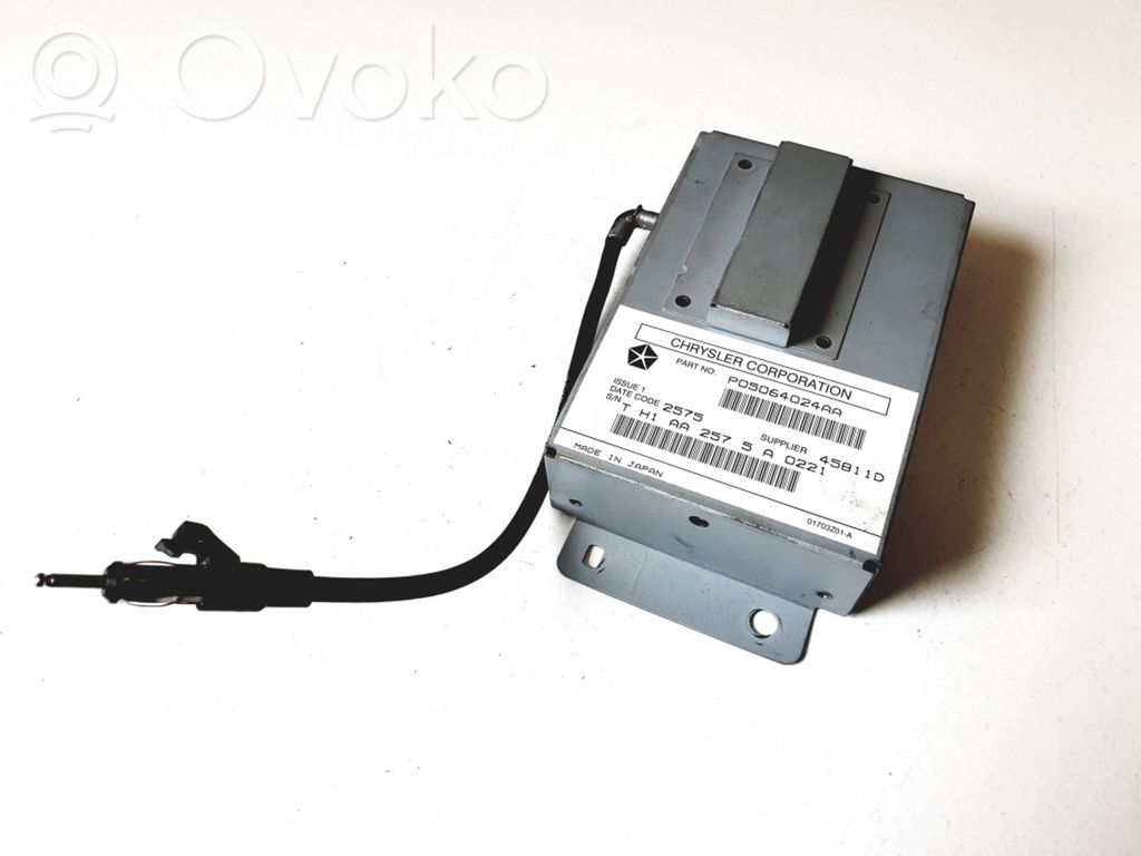 Chrysler 300 - 300C GPS navigation control unit/module 