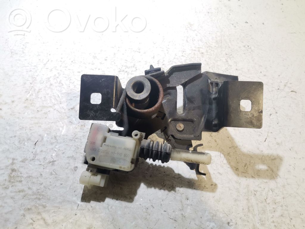 Tesla Model S Serrure de capot 
