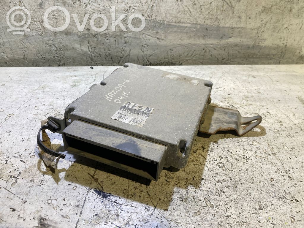Unidad de control/módulo del motor   2758006243