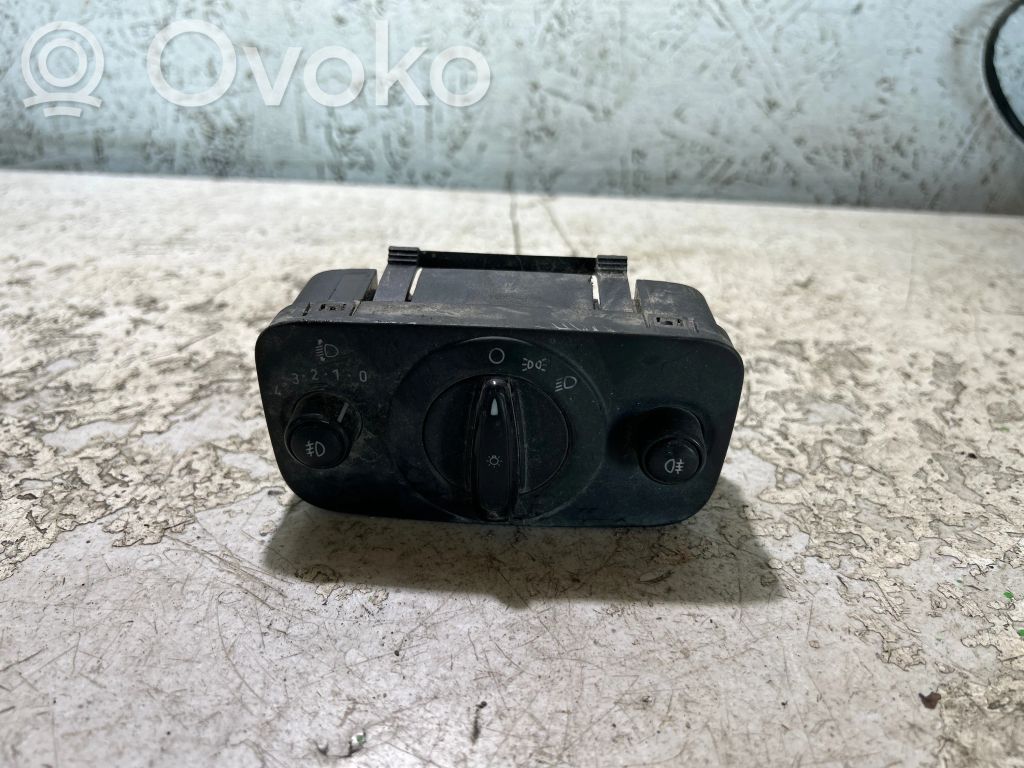 Ford Mondeo MK IV Lukturu slēdzis 