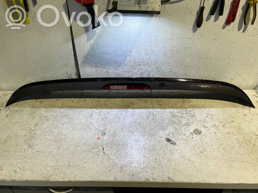 Tailgate/trunk spoiler   05182674AE