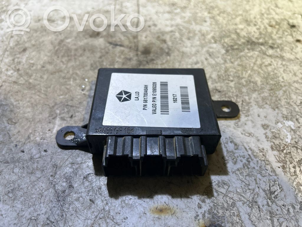 Dodge Challenger Parkošanas (PDC) vadības bloks 