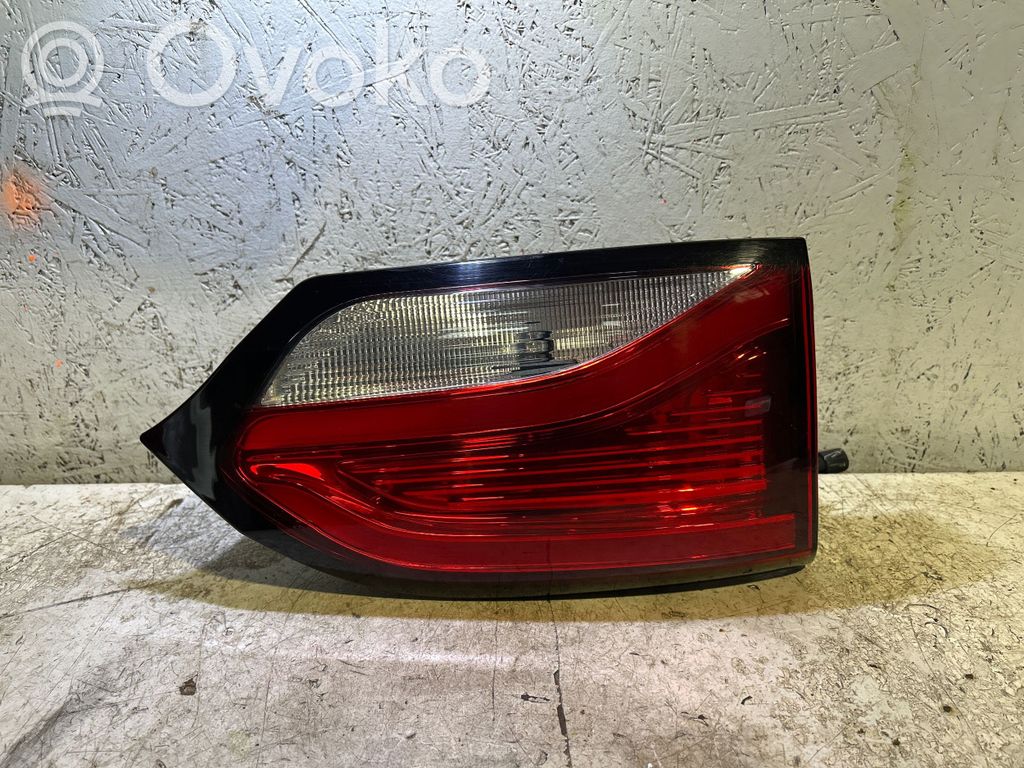 Chrysler Pacifica Lampy tylnej klapy bagażnika 