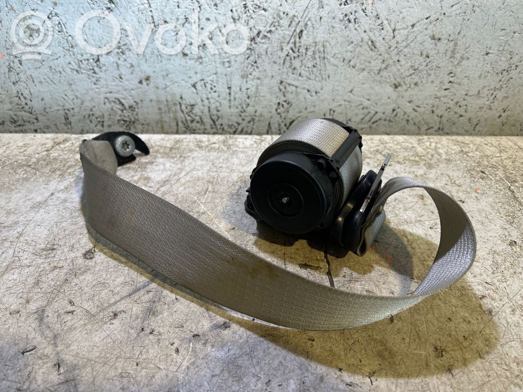 Third row seat belt   P6EB031D2AE,6361236