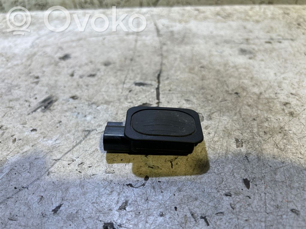 Jeep Cherokee Tailgate/trunk/boot exterior handle 
