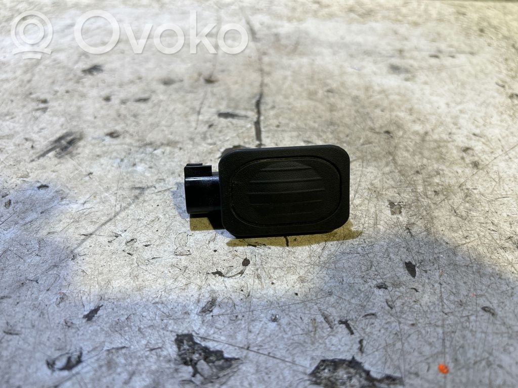 Jeep Cherokee Tailgate/trunk/boot exterior handle 