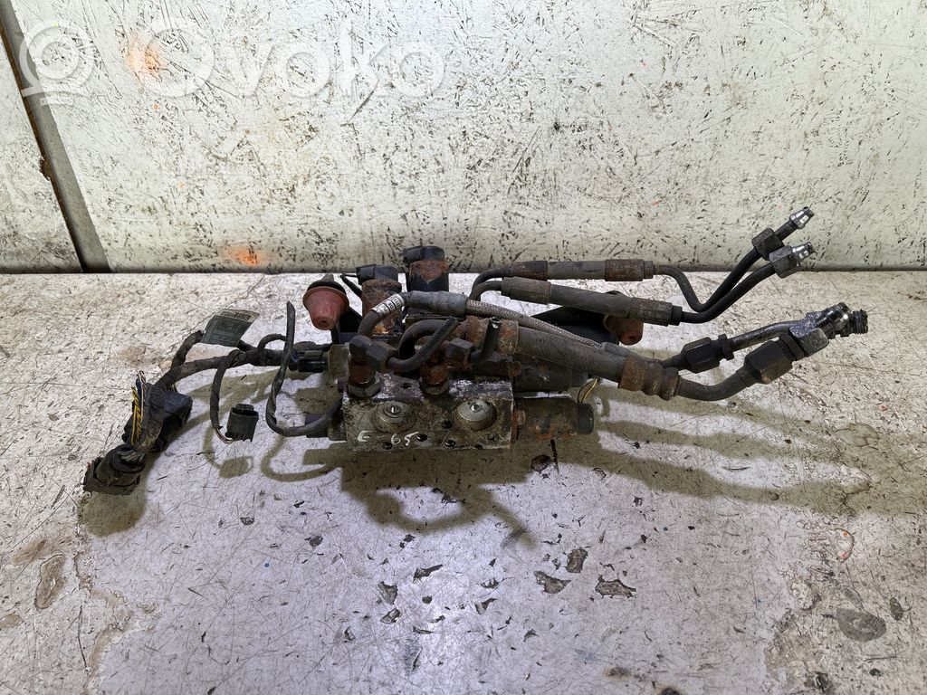 BMW 7 E65 E66 Active stabilizer control/valve assembly 