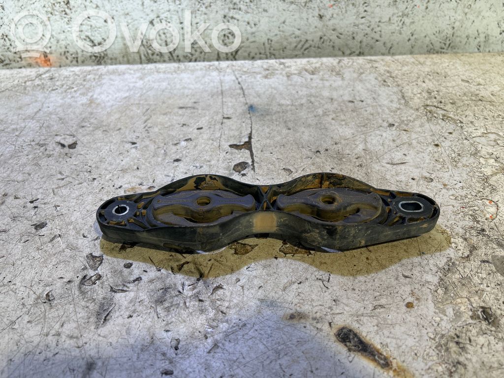 Ford Kuga III Muffler mount bracket/holder 