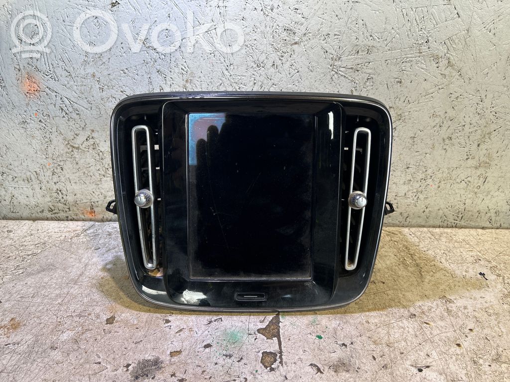 Volvo XC40 Monitor / wyświetlacz / ekran 