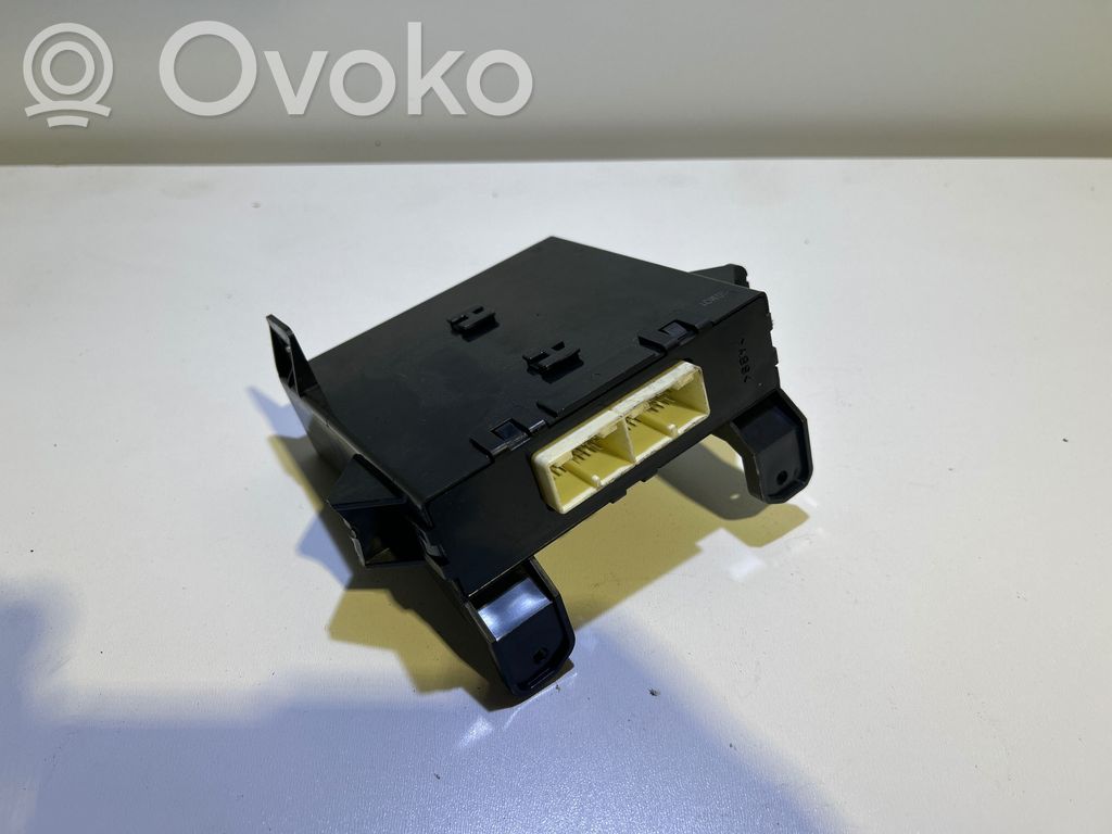 Subaru Outback Autres unités de commande / modules 