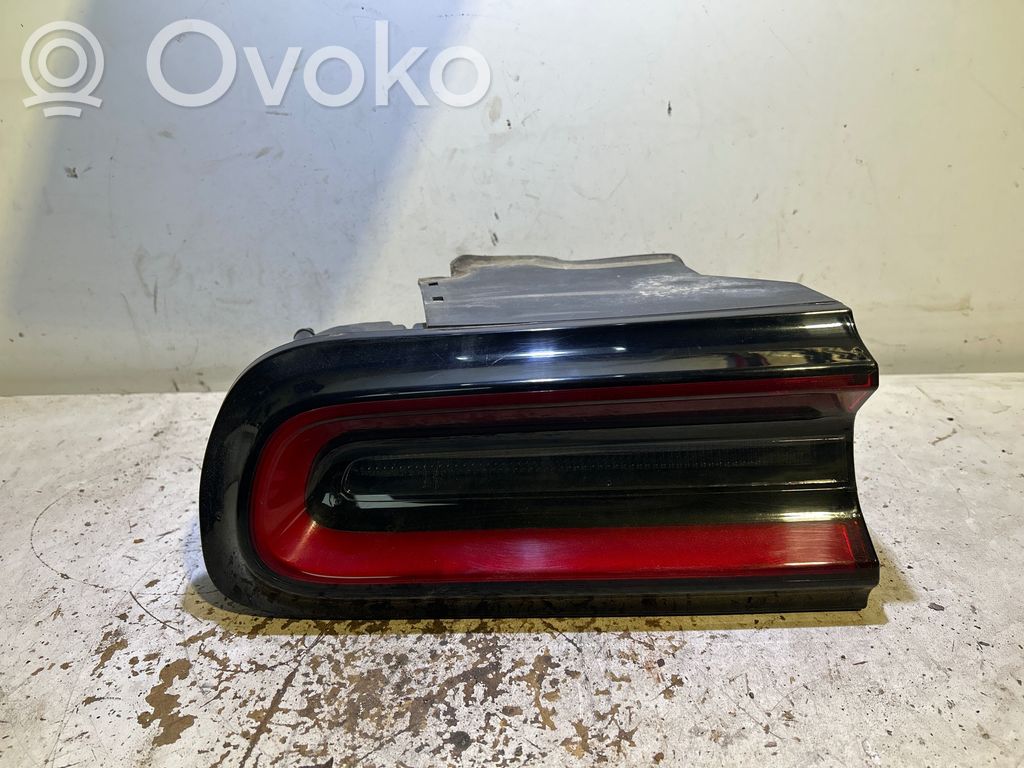 Dodge Challenger Lampă spate în caroserie 
