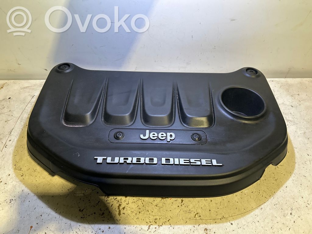 Jeep Cherokee Engine cover (trim) 