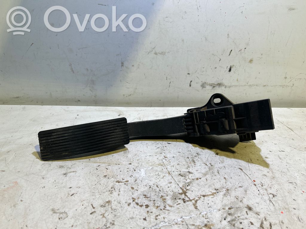Mercedes-Benz A W176 Accelerator throttle pedal 