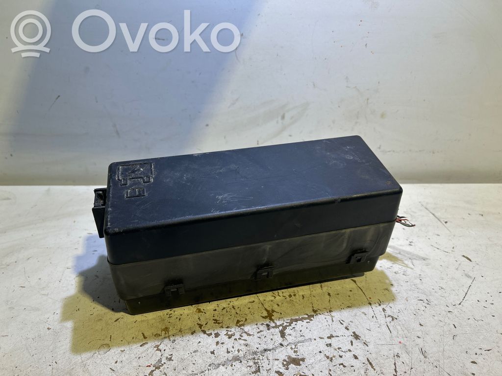 Ramka / Moduł bezpieczników   P68384054AD,TA1WU0859UK172,T11WU0859UK172
