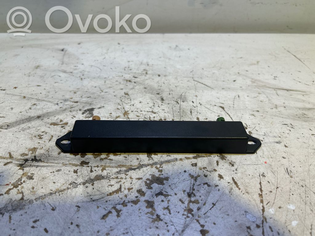 Antenna control unit   68306857AA,91017AB,00534042660