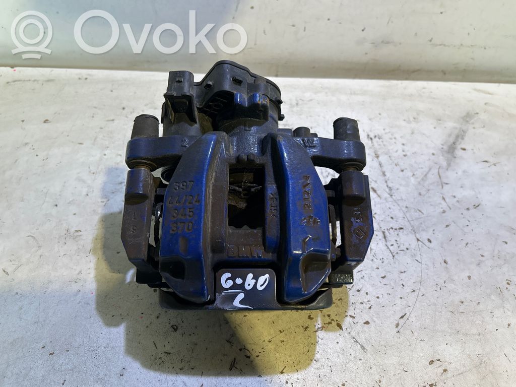BMW 5 G60 G61 Tylny zacisk hamulcowy 