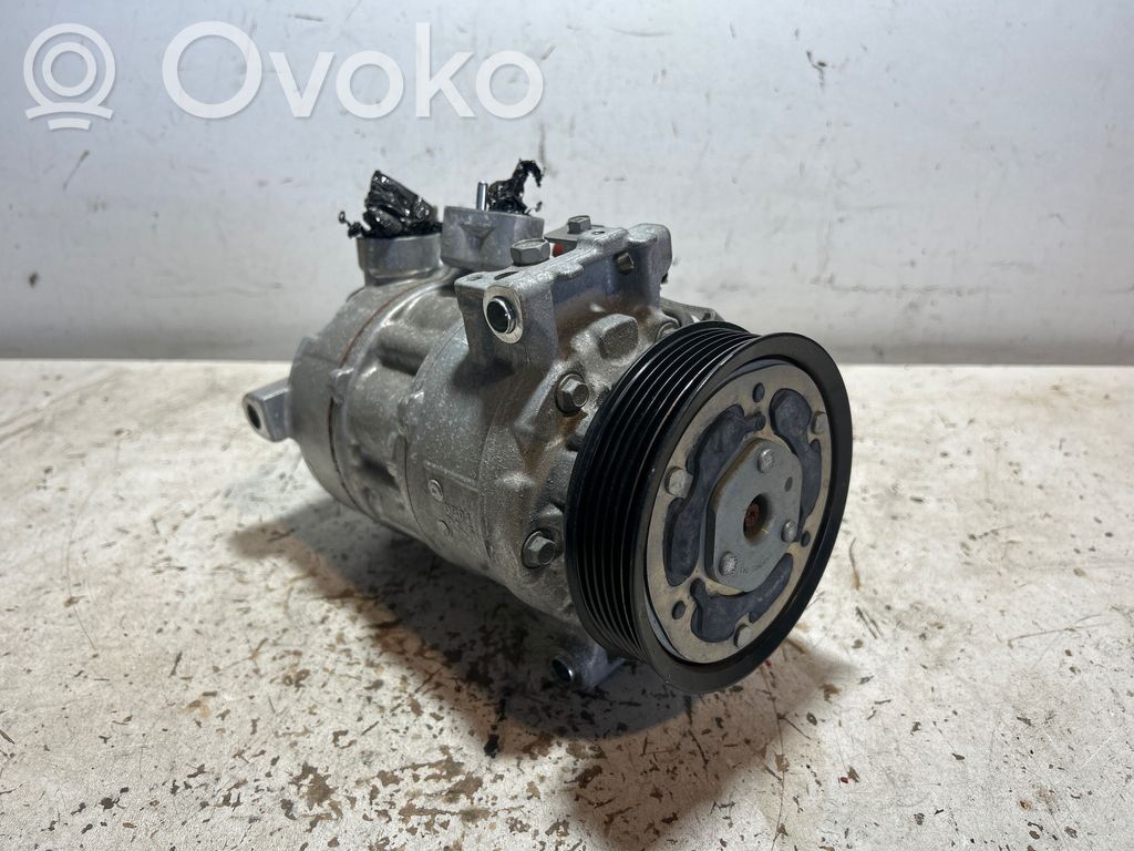 Volkswagen Golf VIII Compressore aria condizionata (A/C) (pompa) 