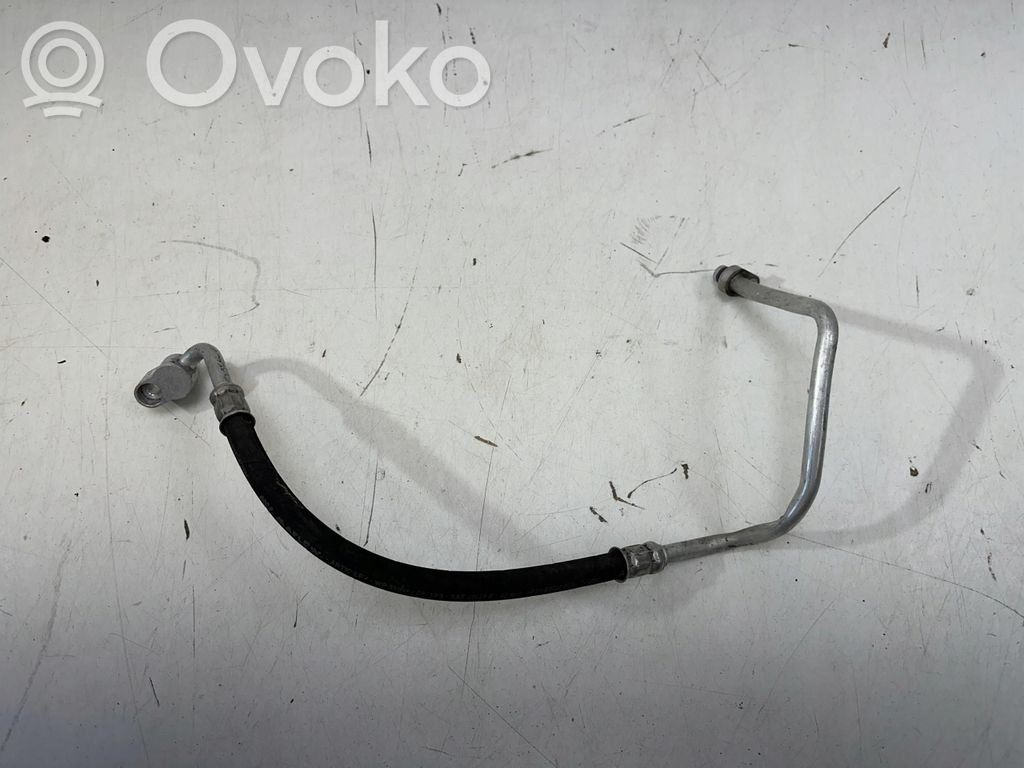 Volkswagen Polo VI Ilmastointilaitteen putki (A/C) 