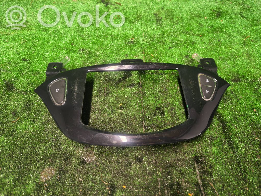 Opel Adam Paneelin lista 