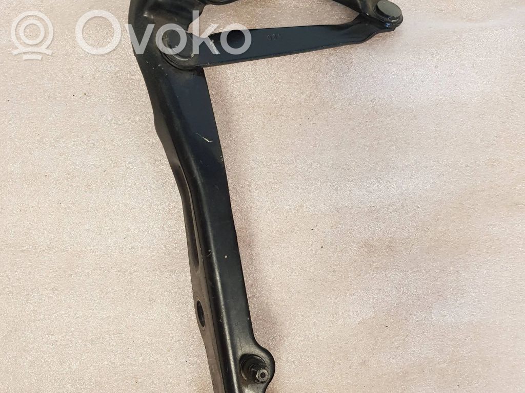 Engine bonnet/hood hinges   265AL,319TNN8M
