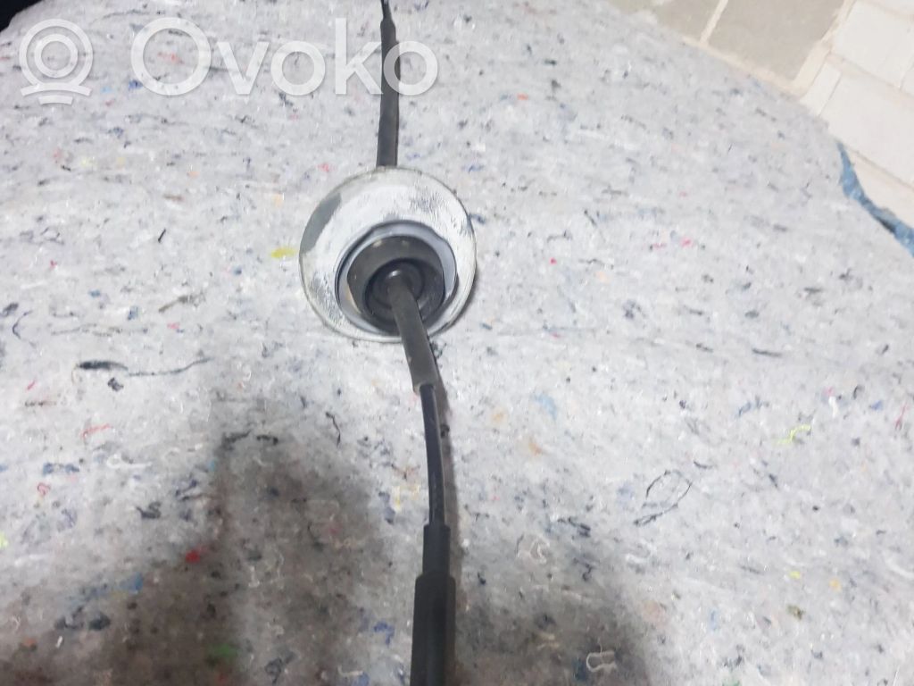 Dodge RAM Gear shift cable linkage 