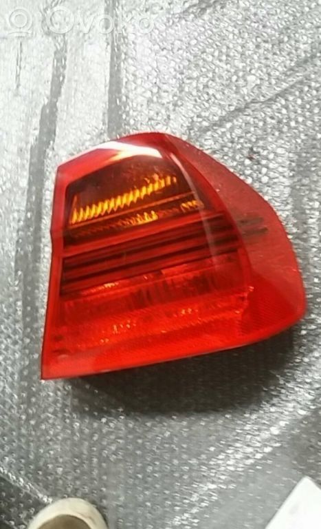 Rear/tail lights