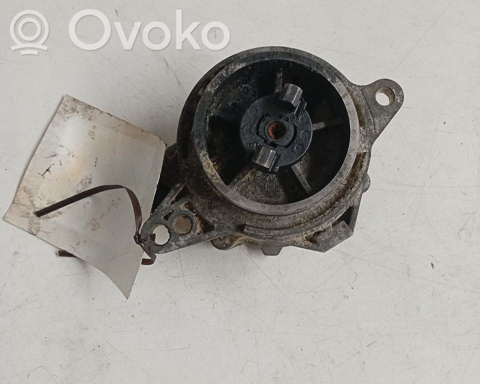 Vacuum pump