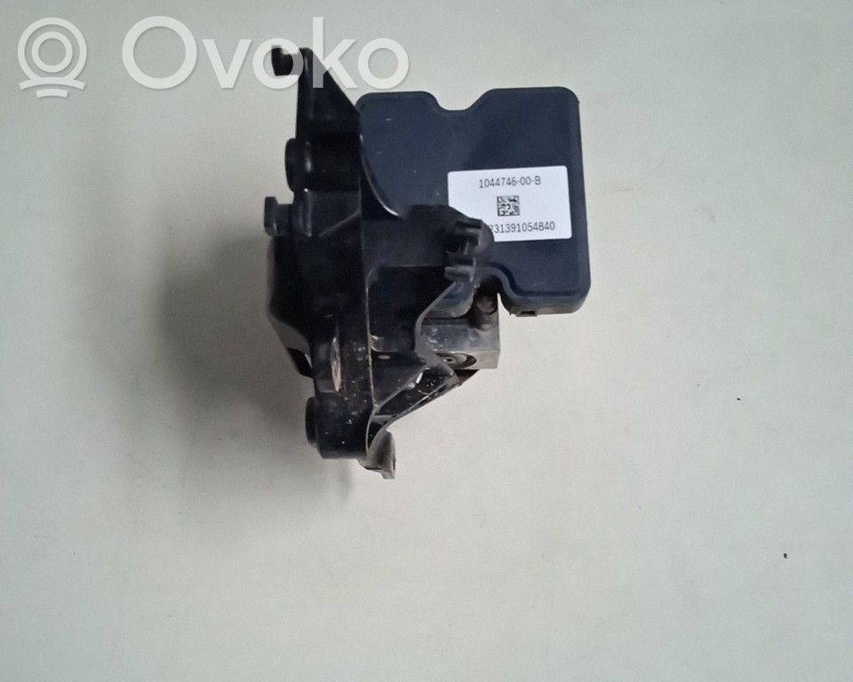Tesla Model 3 ABS Pump 