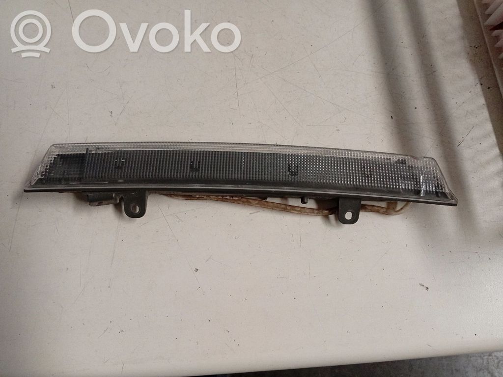 Kolmas/lisäjarruvalo