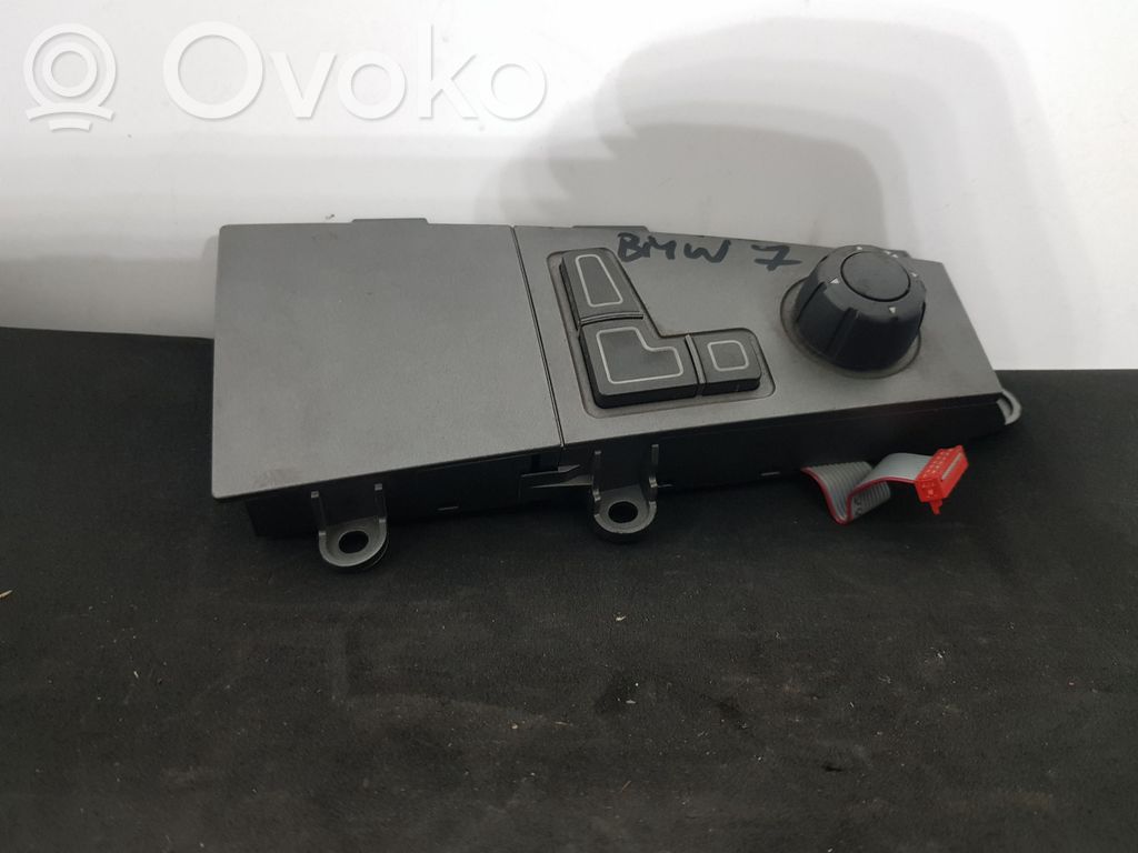 Seat control switch   6930026