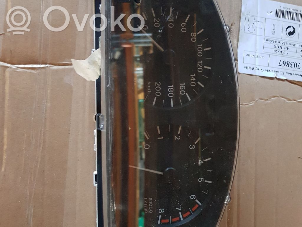 Mitsubishi Space Wagon Speedometer (instrument cluster) 