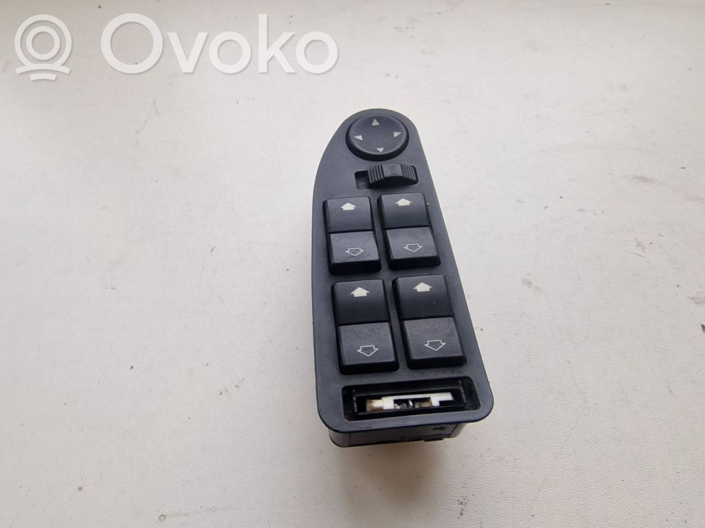 Electric window control switch   8360447