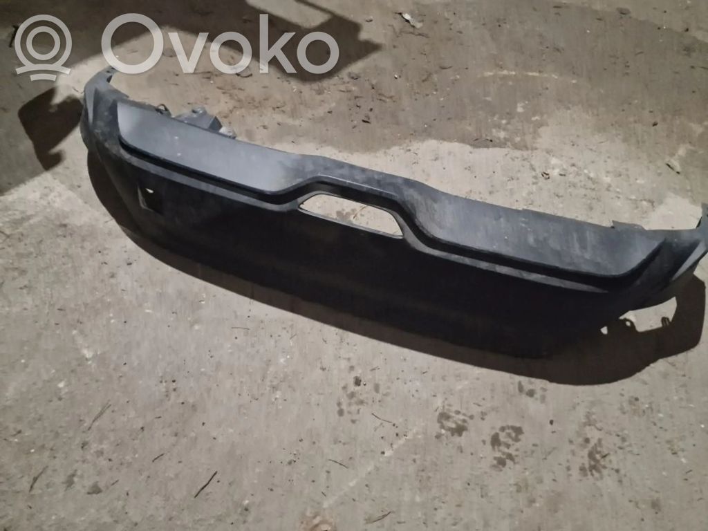 Toyota C-HR I Moldura inferior del parachoques trasero 
