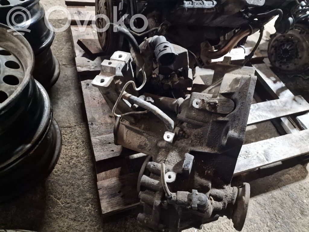 Audi A3 S3 8L Механическая коробка передач, 5 передач 