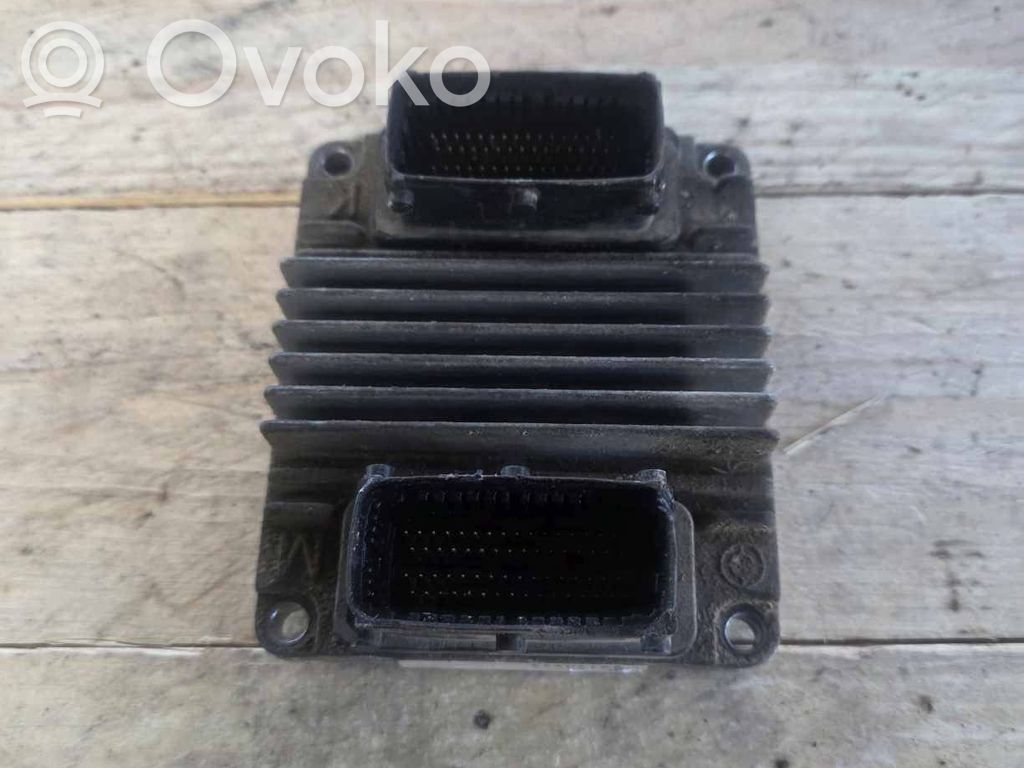 Opel Astra H Engine control unit/module 
