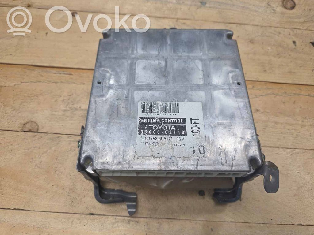 Toyota Corolla E120 E130 Engine control unit/module 