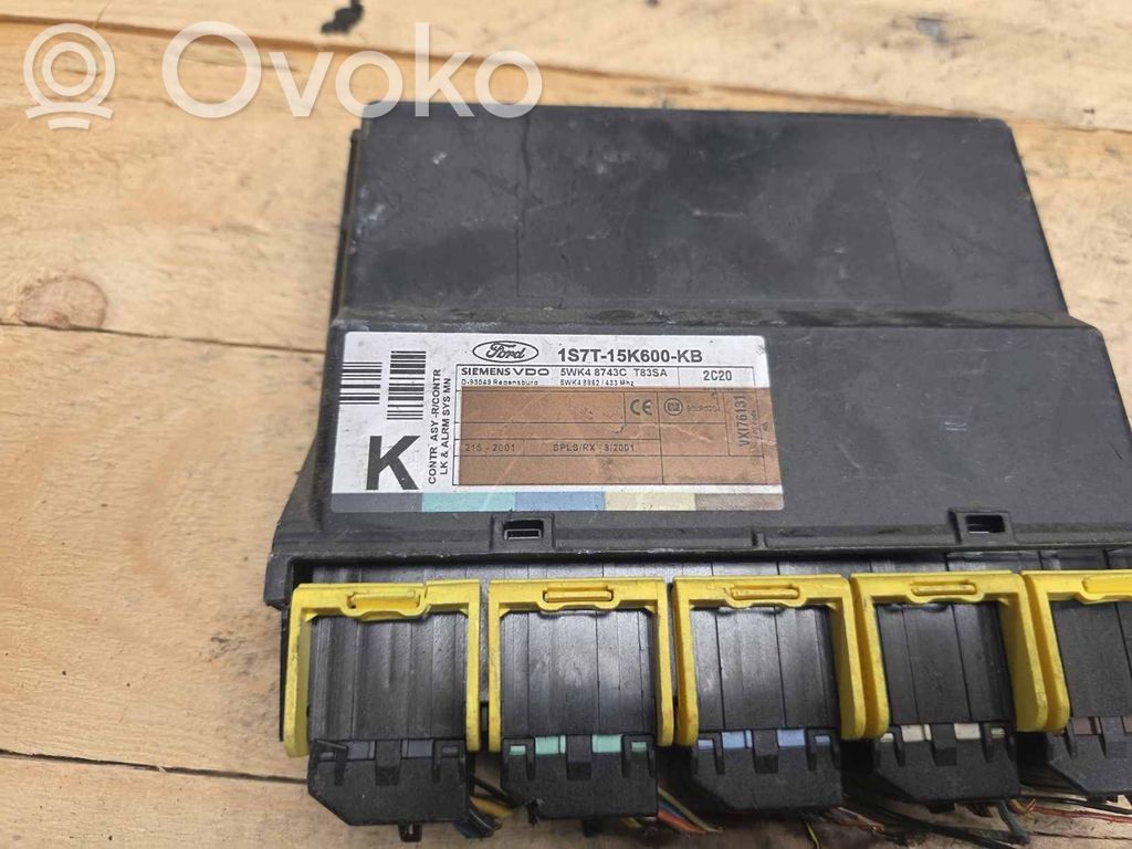 Ford Focus Comfort/convenience module 