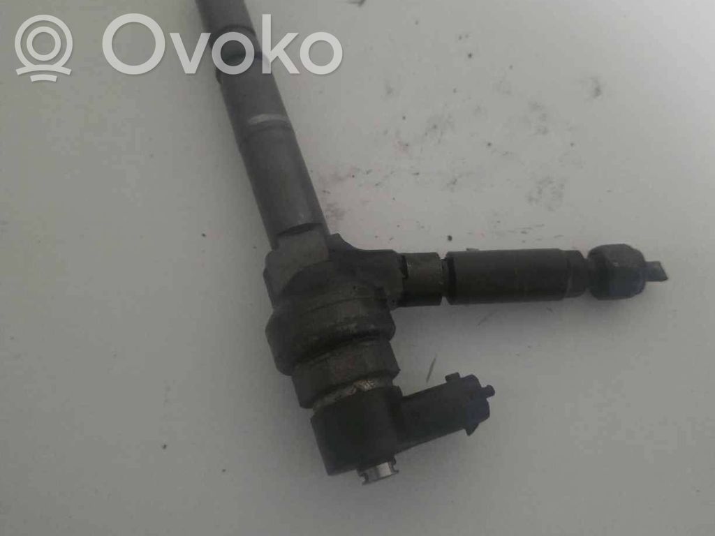 Opel Astra H Inyector de combustible 