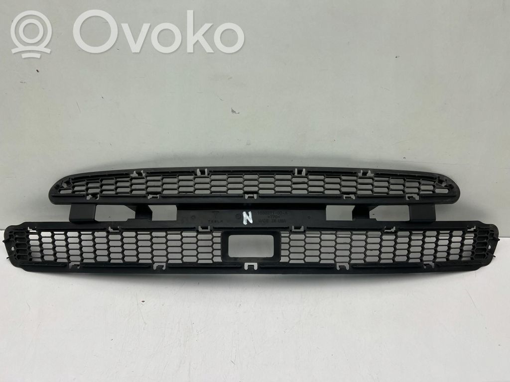 Tesla Model S Front bumper lower grill 