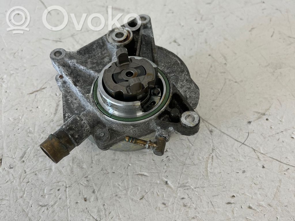 Bomba de vacío   70121918000,17T2560888