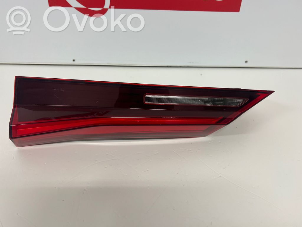 Lampy tylnej klapy bagażnika   9465597,H7946559709