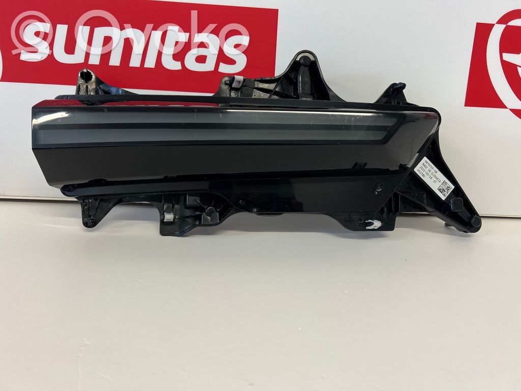 BMW XM Lampy tylnej klapy bagażnika 