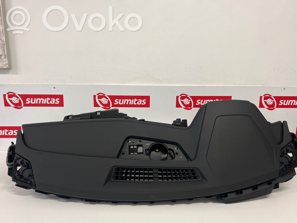 Panelis   4KL857001