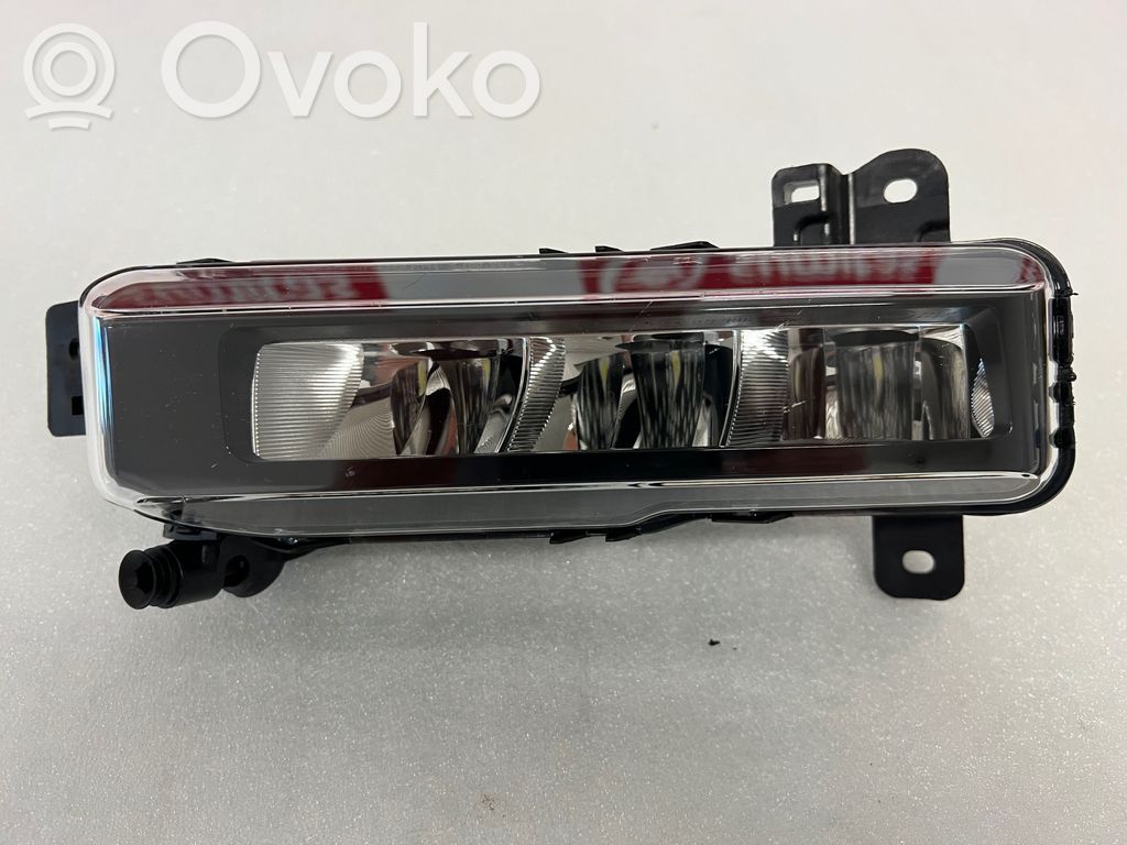 BMW X1 F48 F49 Światło przeciwmgłowe przednie 